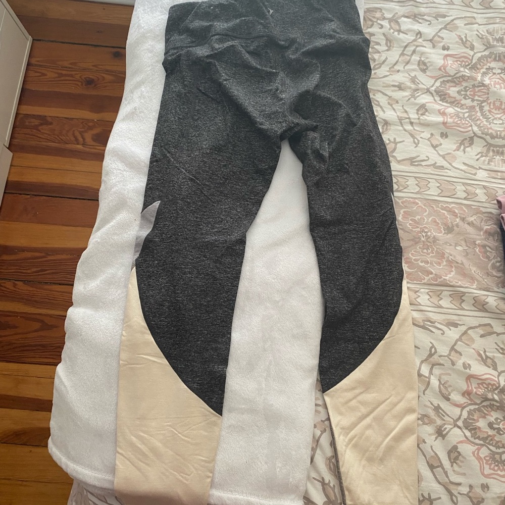 Color block leggings
